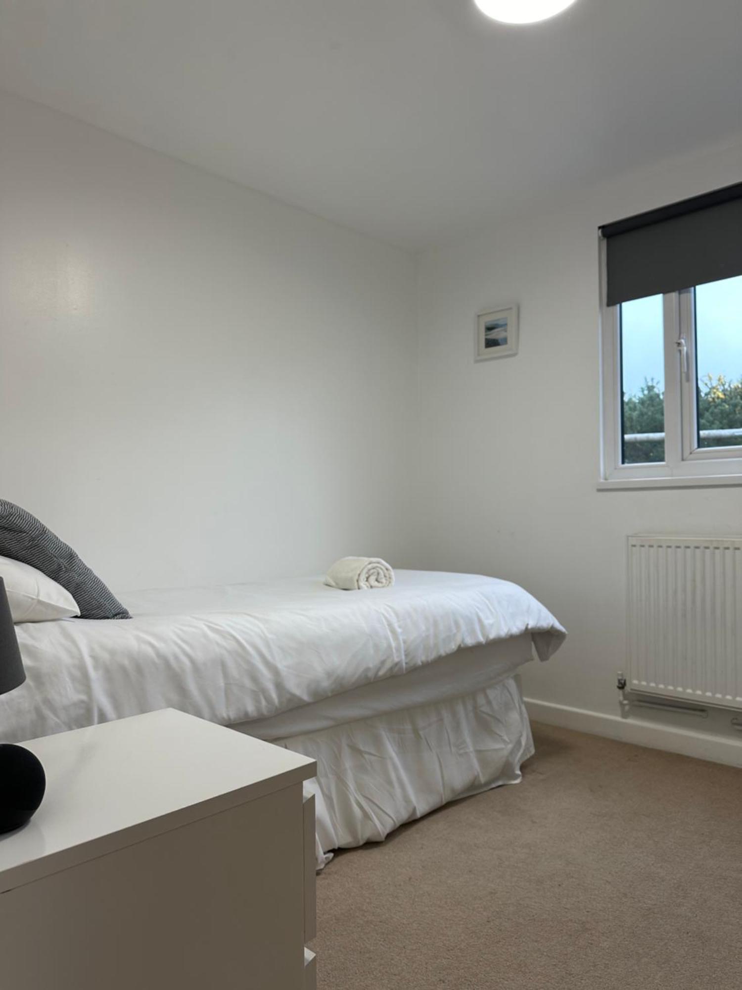 Wheal Prosper- Beautifully Fitted Wooden Lodge Helston Cornwall Εξωτερικό φωτογραφία